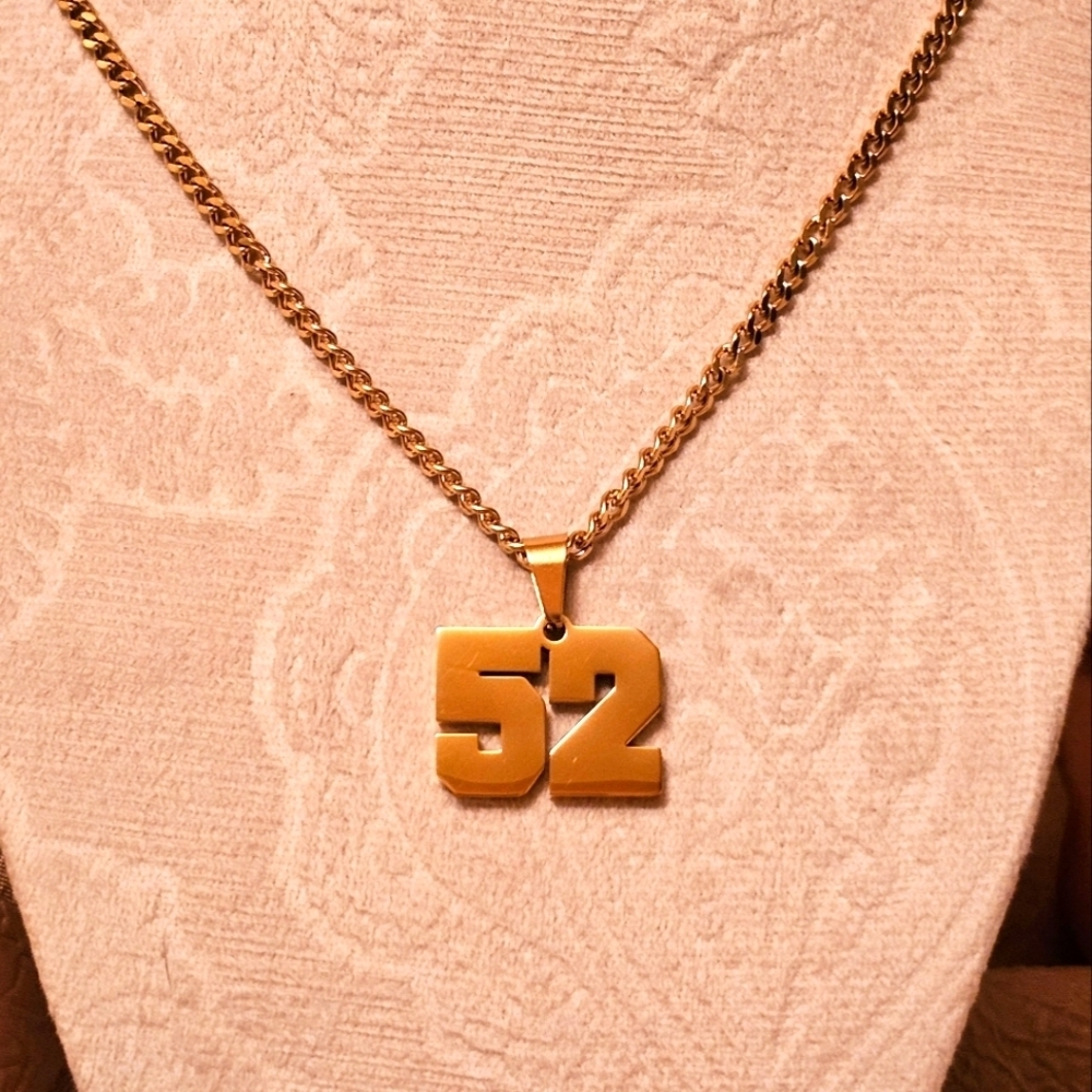 NEW Gold Number 52 Pendant Necklace N1P45